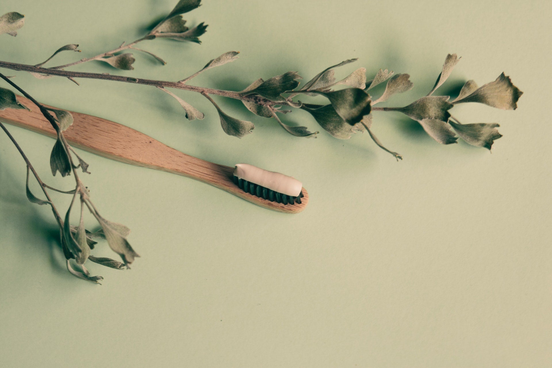 What does your toothpaste have to do with your aura?